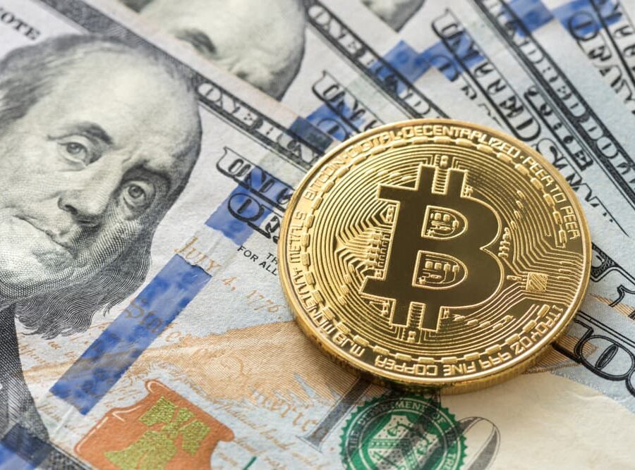 Bitcoin-dollar-top-spread